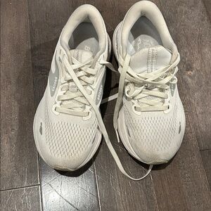 Brooks Adrenaline White Athletic Shoes